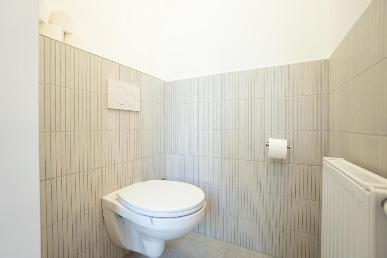 2-Rooms Apartment 10 Min Away From City Center فيينا المظهر الخارجي الصورة